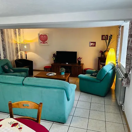 Haus Fuer 4 Personen Und 2 In By Interhome Casa de Férias Mutzenhouse