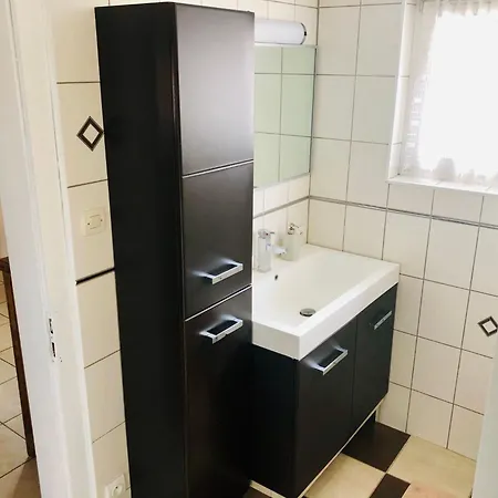 Haus Fuer 4 Personen Und 2 In By Interhome Feriehus Mutzenhouse