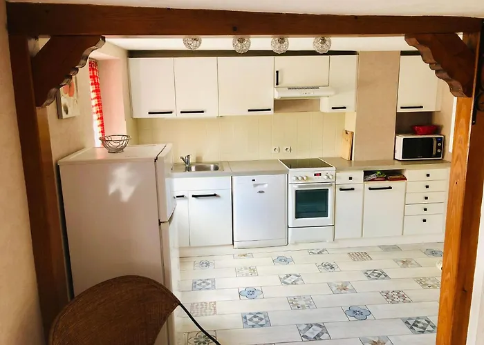Haus Fuer 4 Personen Und 2 In Mutzenhouse By Interhome * Hohfrankenheim