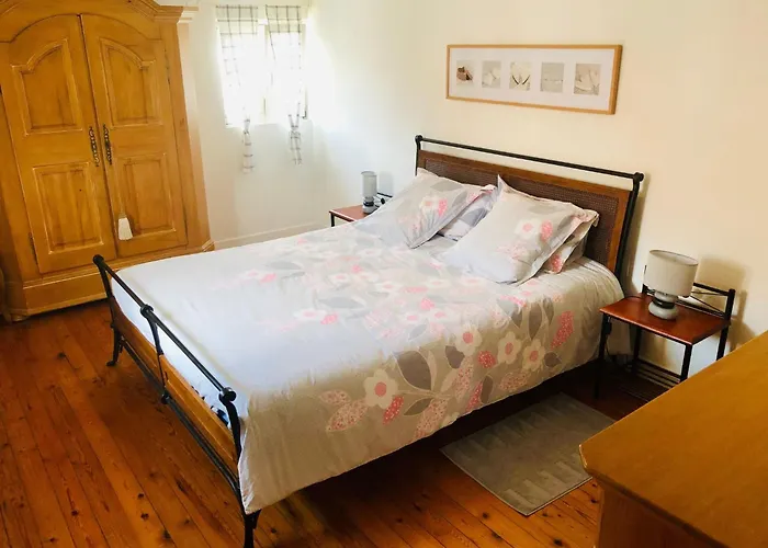 Haus Fuer 4 Personen Und 2 In Mutzenhouse By Interhome Hohfrankenheim
