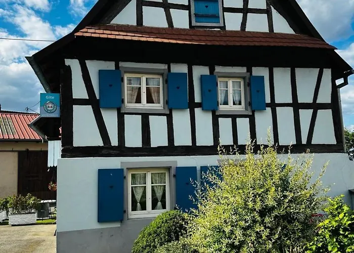 Feriehus Haus Fuer 4 Personen Und 2 In Mutzenhouse By Interhome *